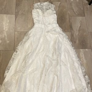 Wedding dress w/ removable skirt